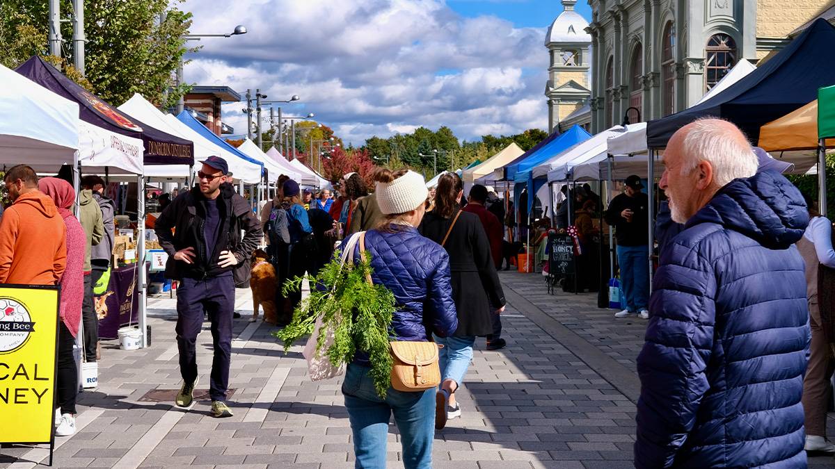 Lansdowne Market - Ottawa Farmers' Market